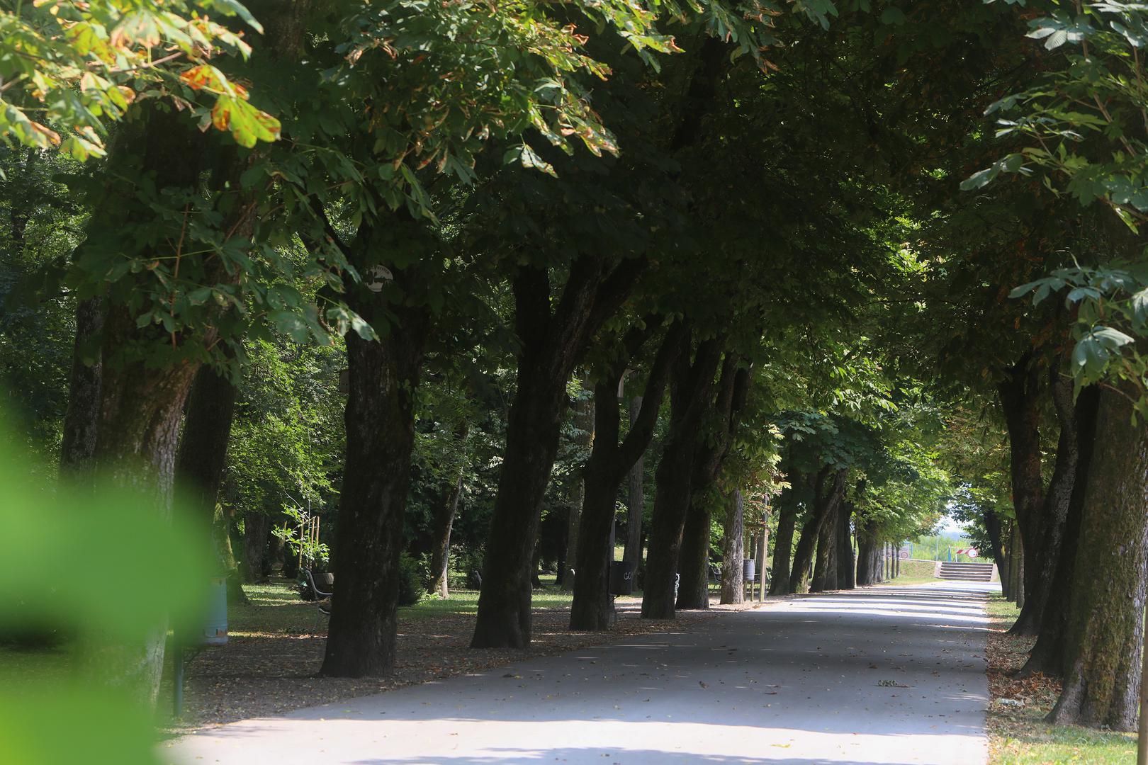 Radi se o Vrbanićevom perivoj u Karlovcu.