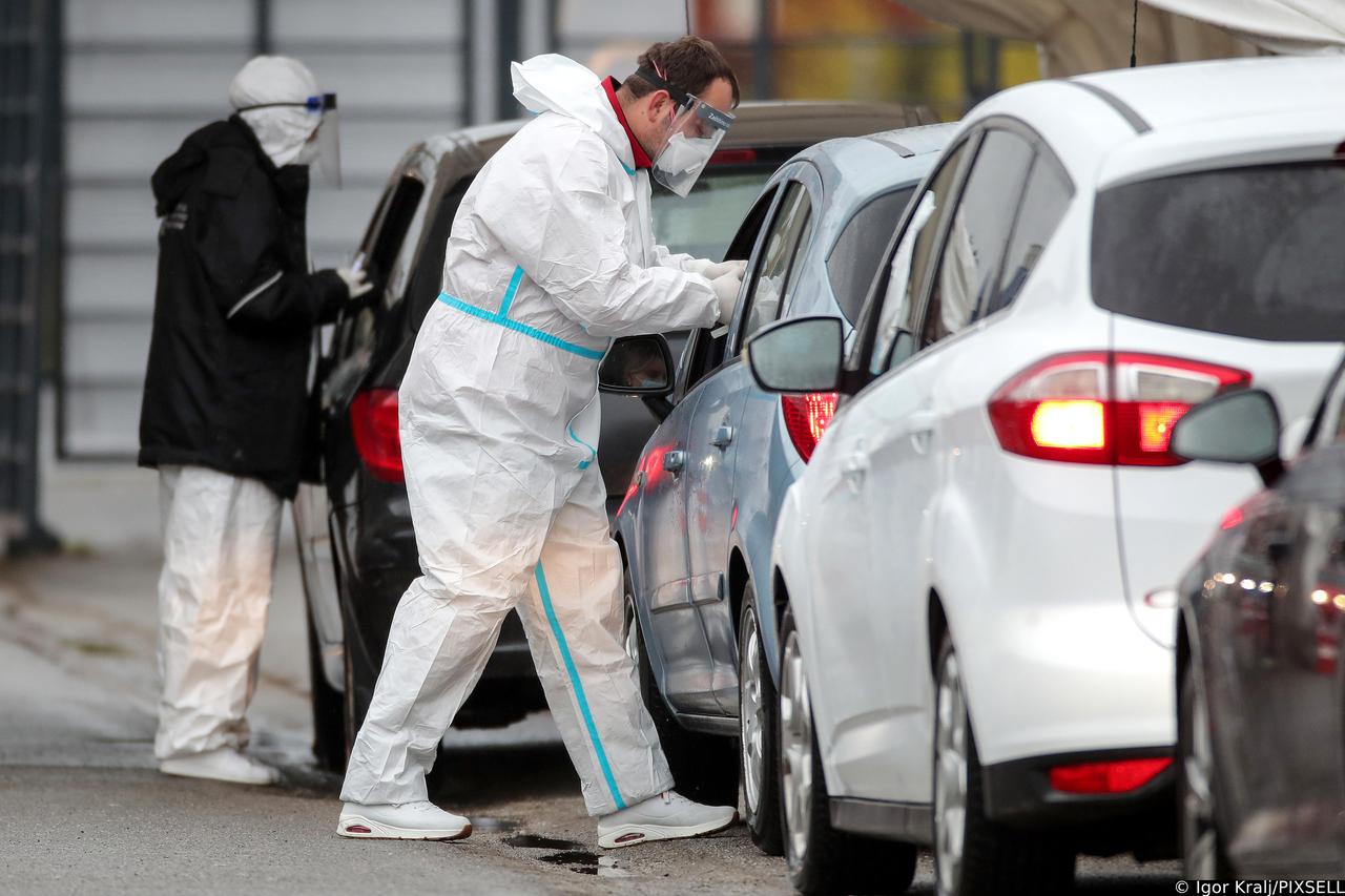 Povećan broj vozila na drive-in COVID testiranju na Zagrebačkom Velesajmu