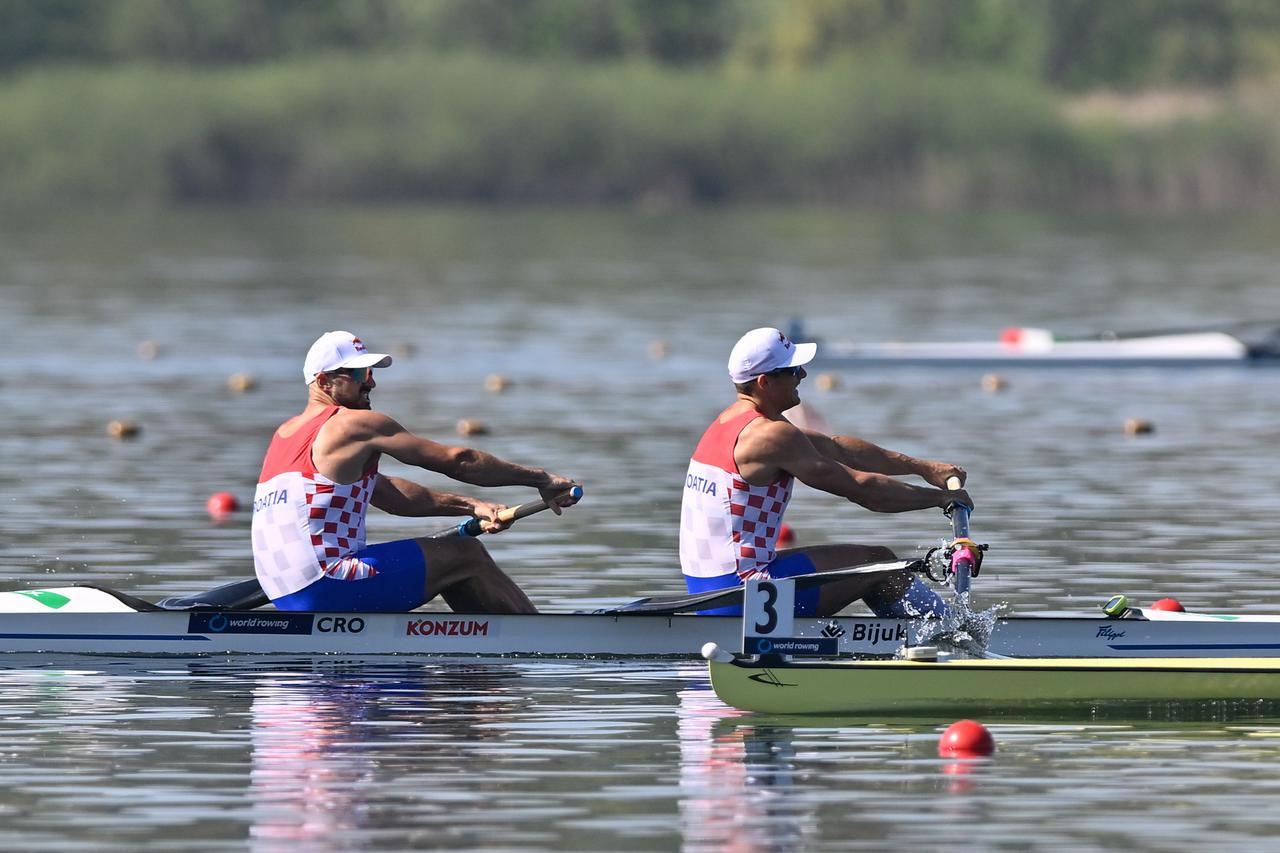 Sinkovići četvrti, Martin šesti na Svjetskom kupu  u Vareseu