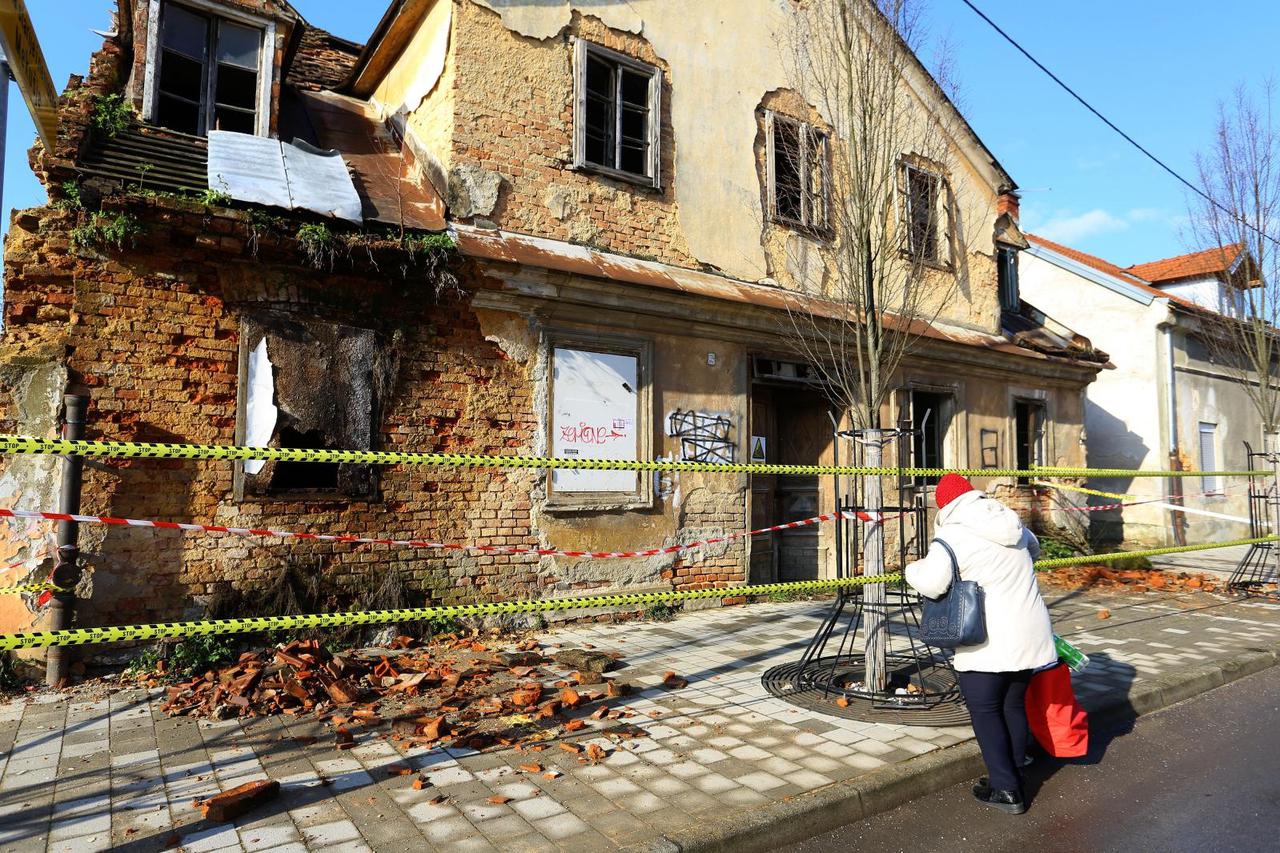 U središtu Karlovca sve je više ruševnih objekata opasnih za prolaznike