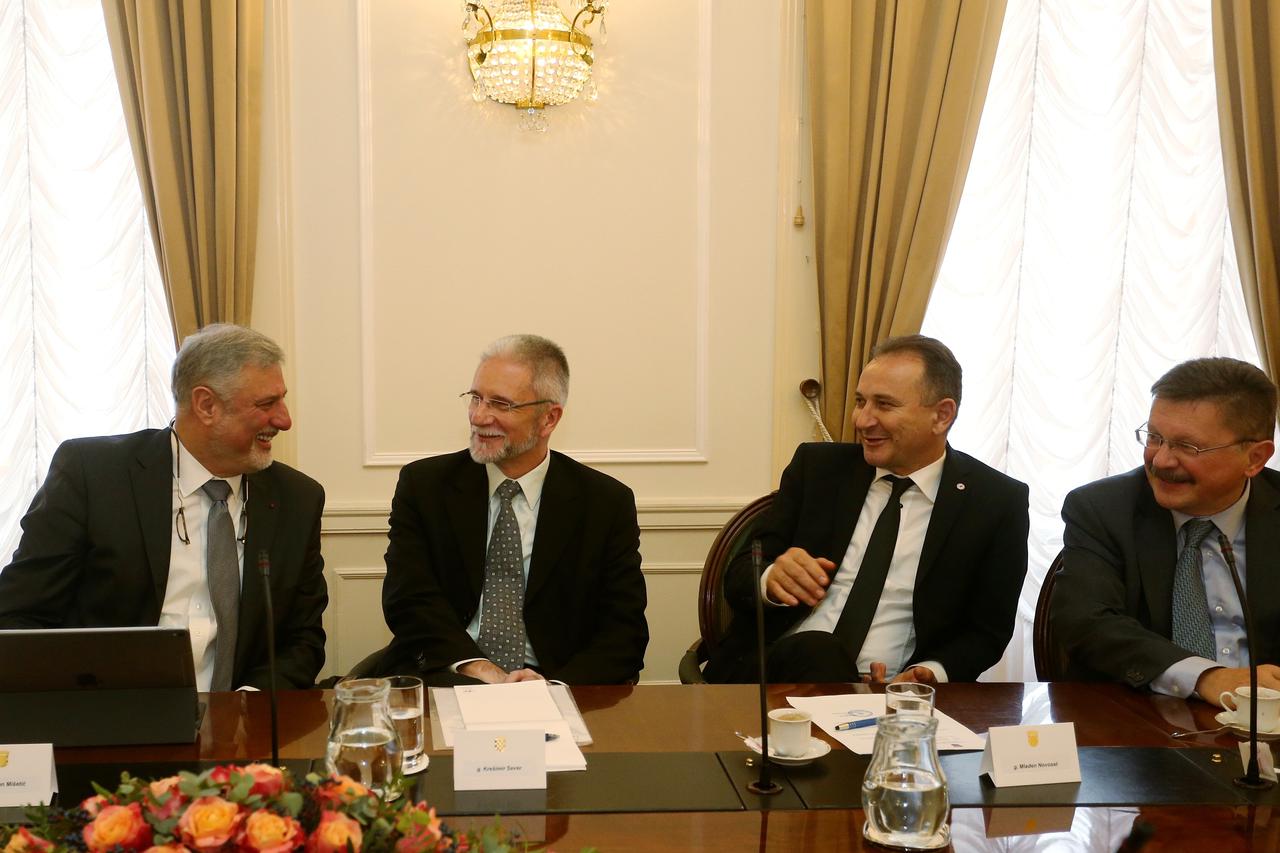 Zagreb: Premijer Plenković održao sastanak sa članovima GSV-a