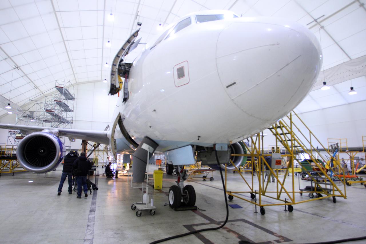 05.12.2013., Zagreb - U tehnickom sredistu Croatia Airlinesa zavrsen je najveci i najzahtjevniji tehnicki pregled zrakoplova (tzv. D-check), koji strucnjaci tehnickog sektora obavljaju prvi put u povijesti tvrtke. Tehnicki pregled obavljao se na zrakoplov