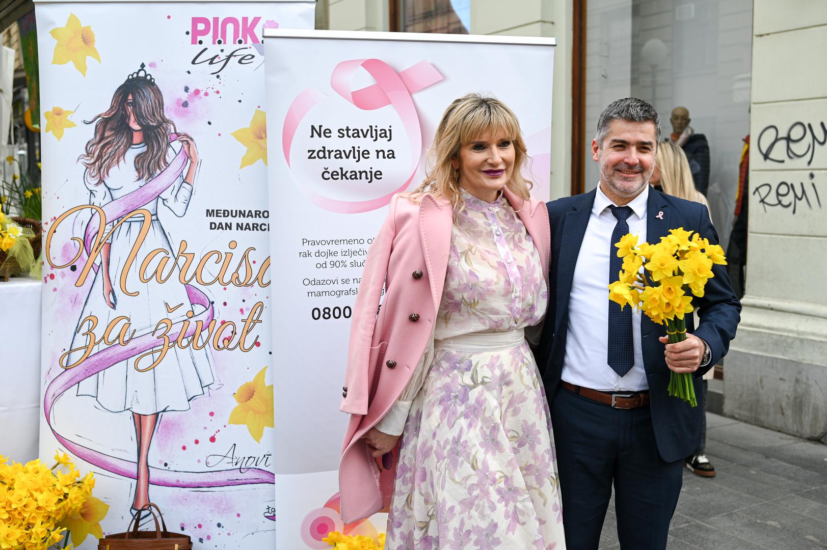 Cvijet je to koji je simbol nade i posvećen borbi protiv raka dojke i ranom otkrivanju istog. 