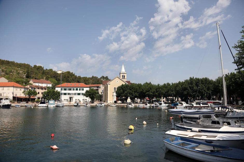 Turisti?ka patrola Zaton