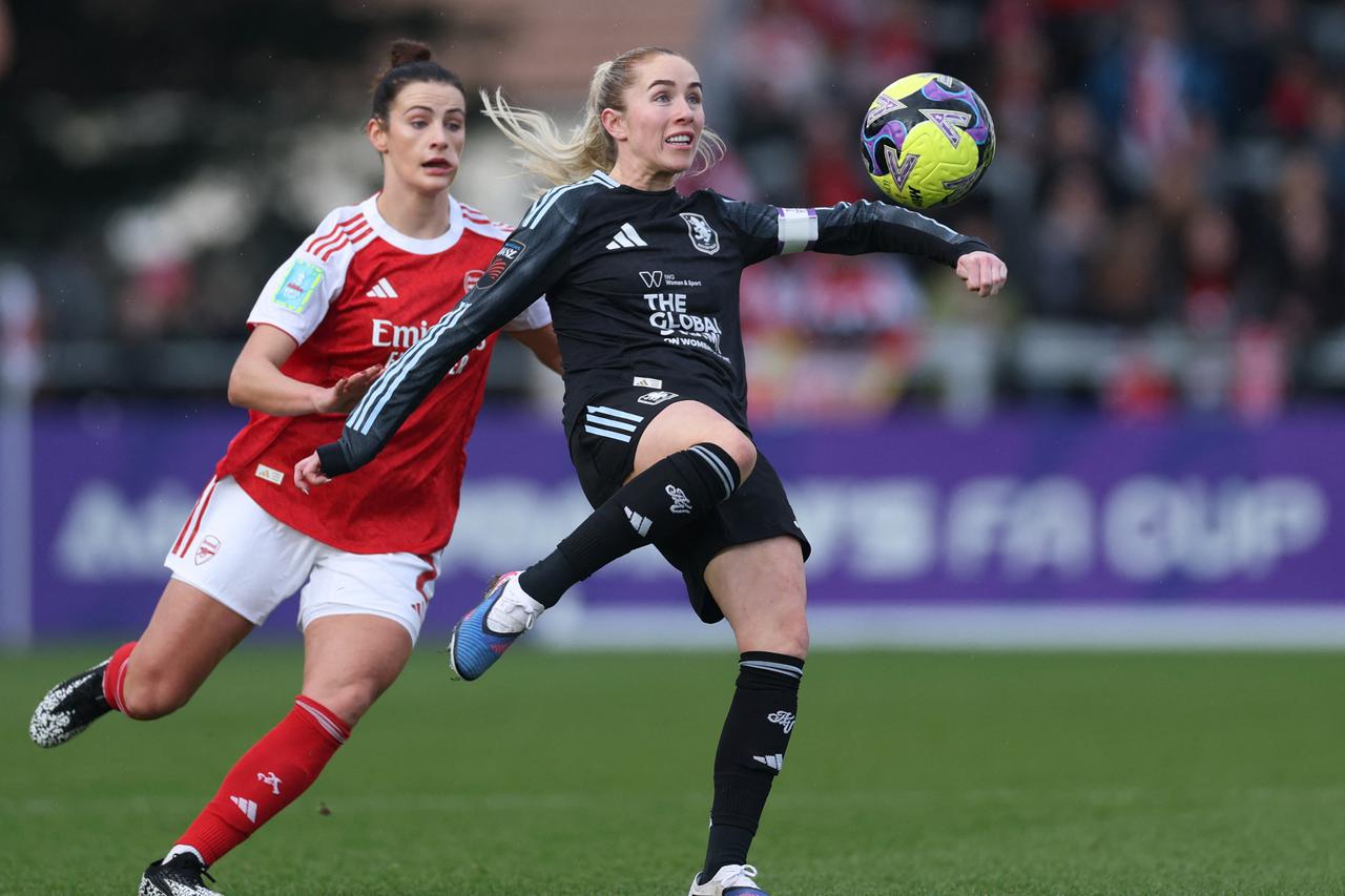 Women's FA Cup - Fourth Round - Arsenal v Aston Villa