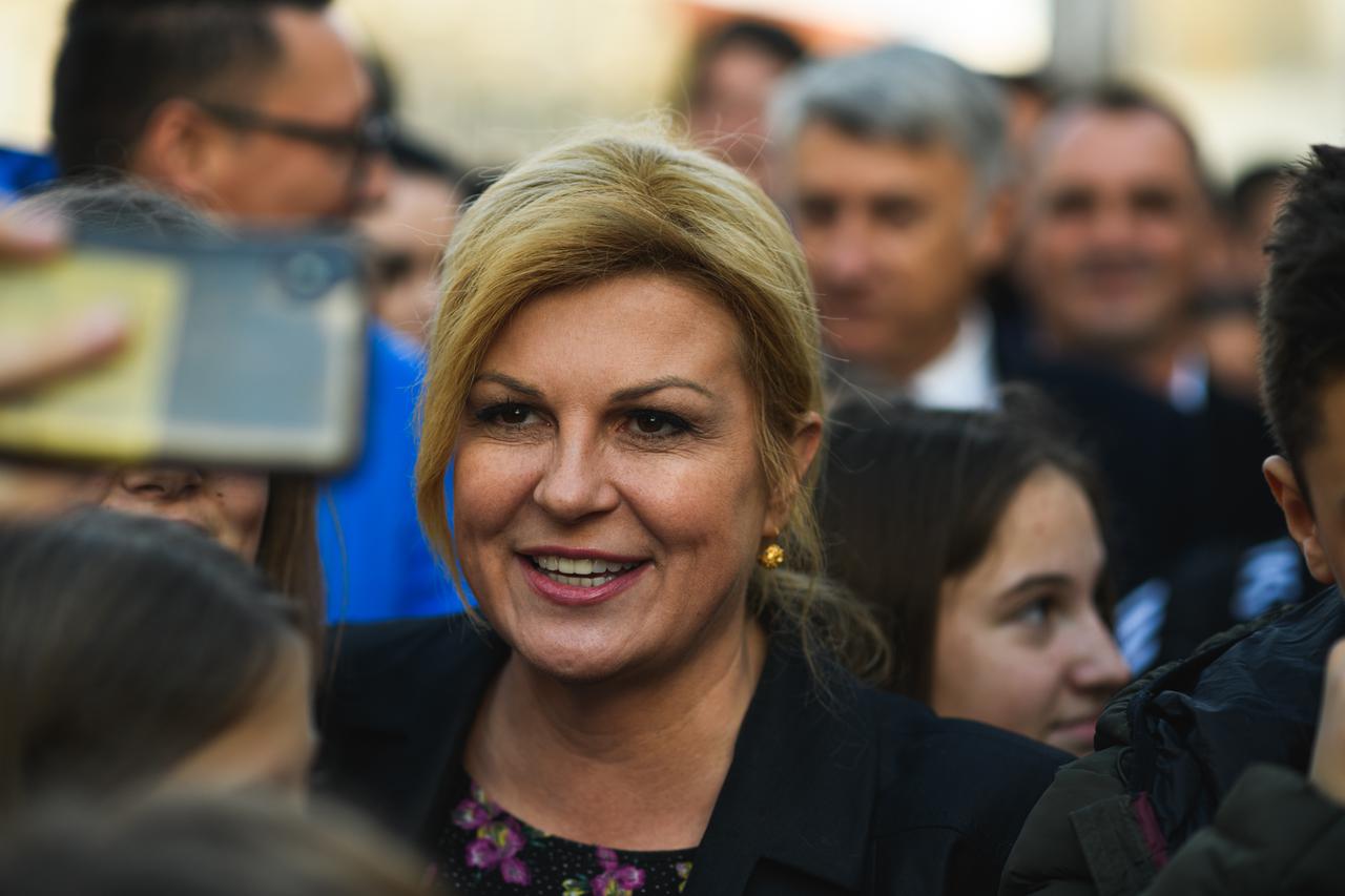 Kolinda Grabar-Kitarović u sklopu kampanje obišla Benkovac