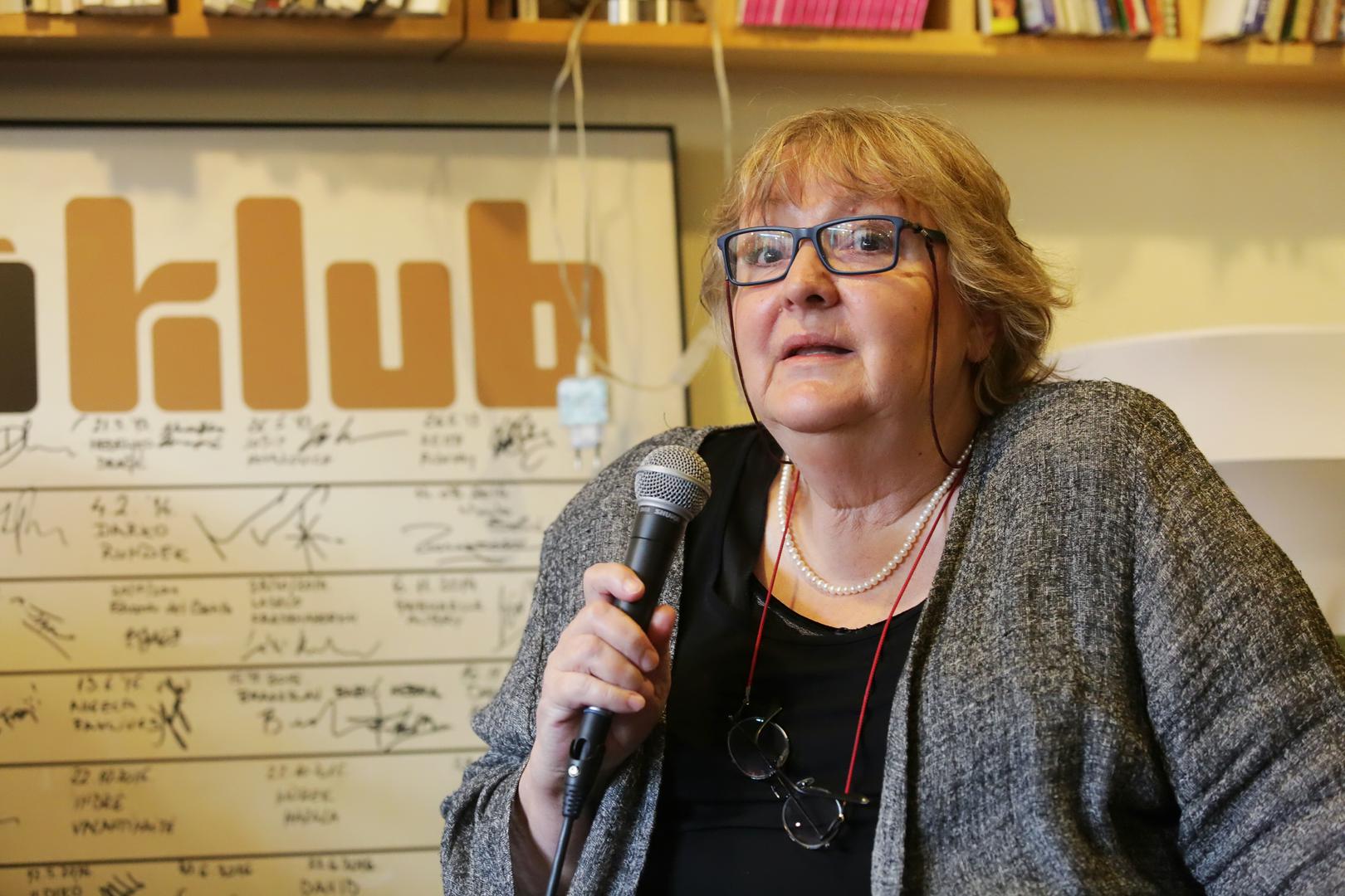 Ugrešić je od 2017. bolovala od raka dojke, koji se kasnije proširio na kosti i mozak. Liječila se u amsterdamskom Institutu Antoni van Leeuwenhoek, a posljednjih mjeseci gubila je vid i imala epileptične napadaje. Prema riječima njezina brata, o mogućnosti eutanazije razmišljala je godinama te je u oporuci izrazila želju da joj liječnici, kada za to dođe vrijeme, pomognu u „asistiranom samoubojstvu ili eutanaziji“. 