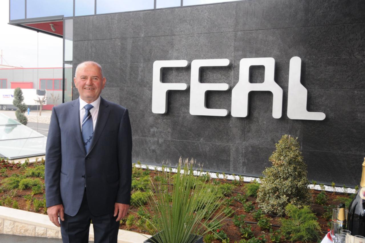 'bih...siroki brijeg...11.04.2012...feal, otvaranje upravne zgrade...jozo bogdan foto: zoran grizelj vecernji list'