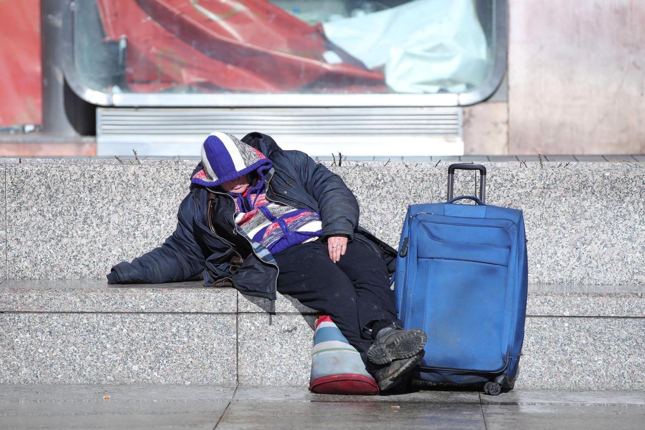 Zagreb: Sunčani trenutak na glavnom gradskom trgu