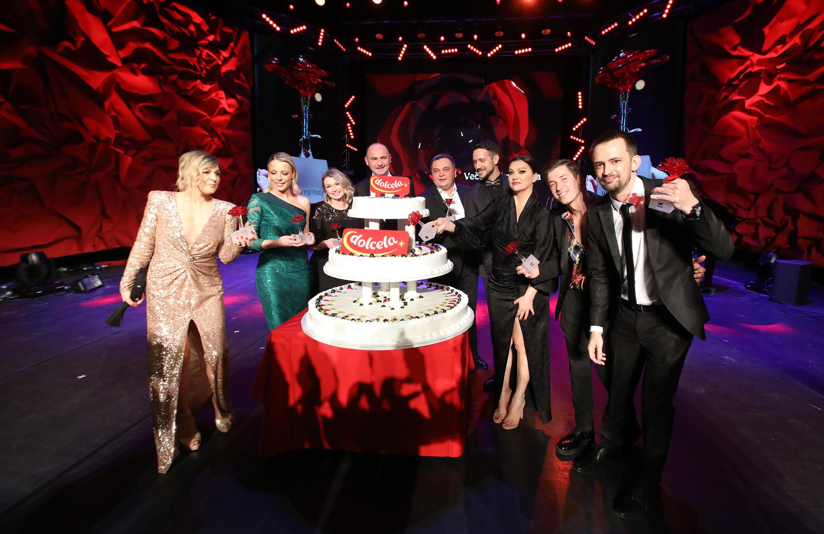 Slavljeni svih dobitnika nakon dodjele Ruže za 2018. godinu