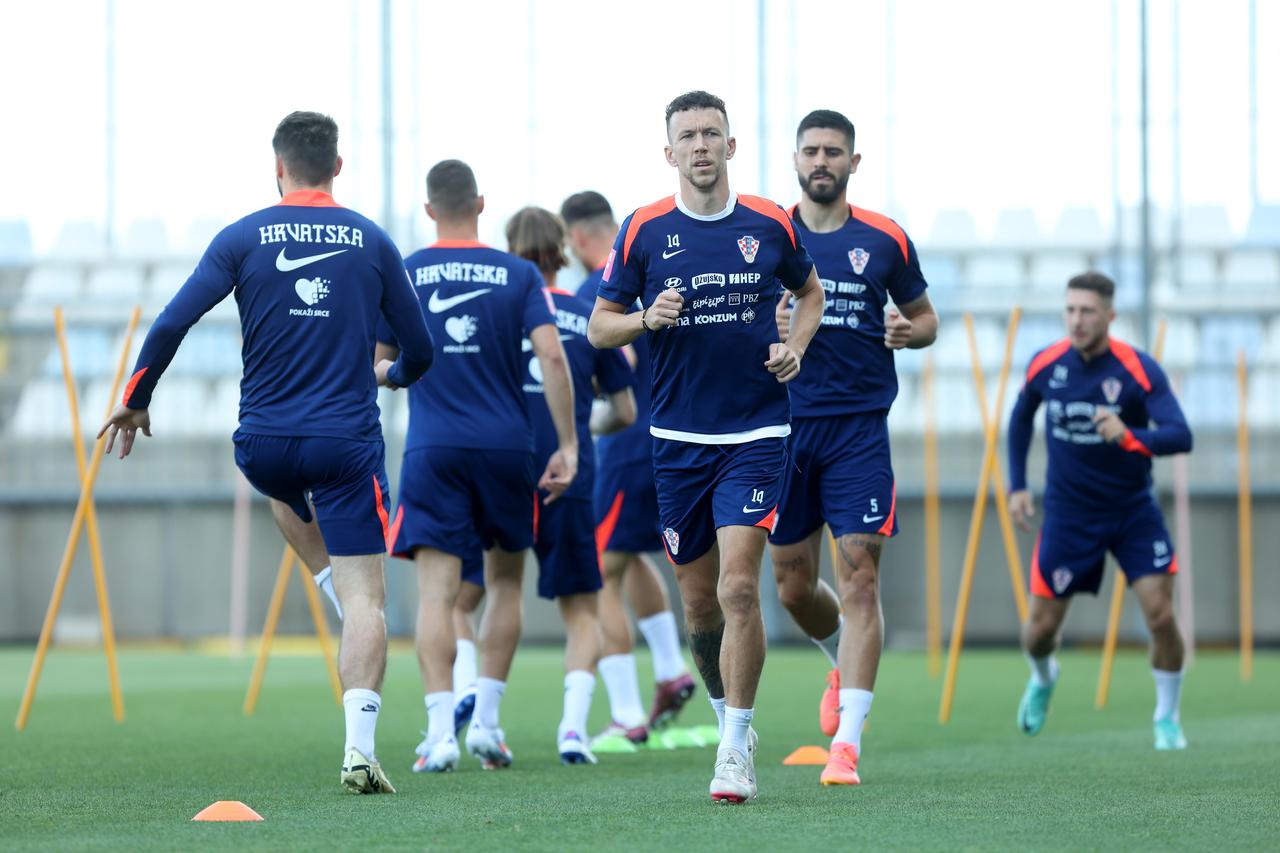 Rijeka: Hrvatski nogometni reprezetativci odradili trening