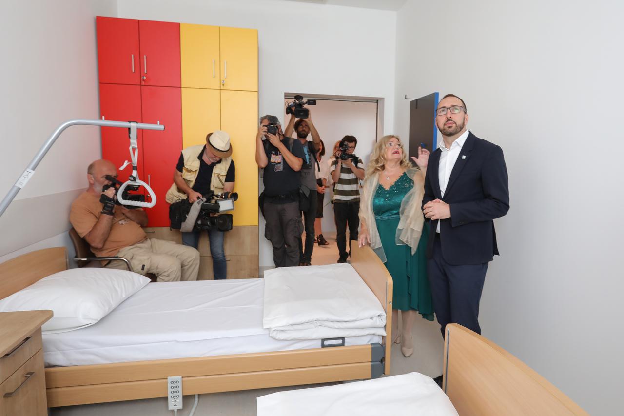 Zagreb:  Tomislav Tomašević otvorio je Dom za starije na  Markuševcu