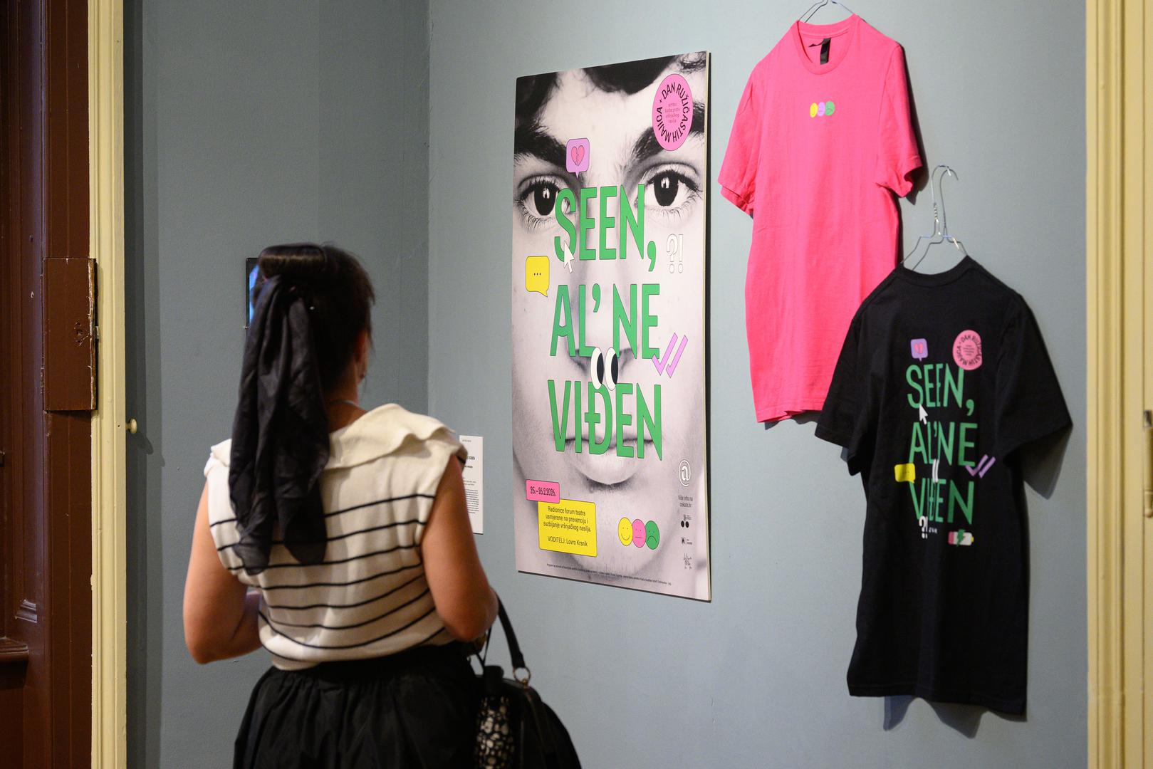 „Rasprostranjen na više izložbenih lokacija Salon nije samo pregled recentne produkcije, nego i prostor susreta različitih disciplina, generacija, pogleda na svijet. Vjerujem da se upravo u tom dijalogu tradicije i inovacije, materijalnog i digitalnog, funkcionalnog i lirskog, najjasnije očituje njegova najveća vrijednost”, ocijenila je