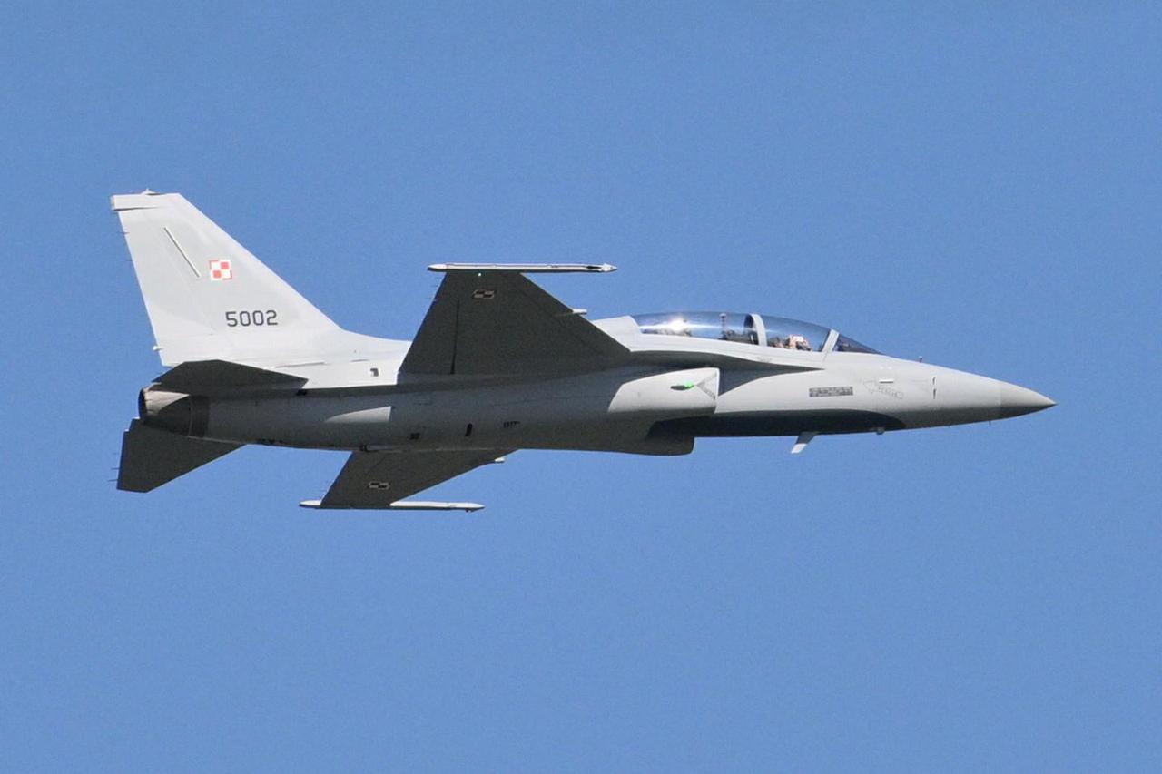 FA-50