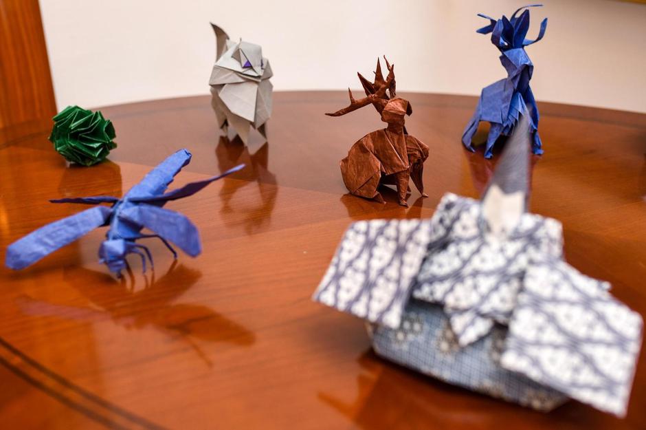 Zagreb: Dodjela priznanja japanske vlade Hrvatskom origami društvu