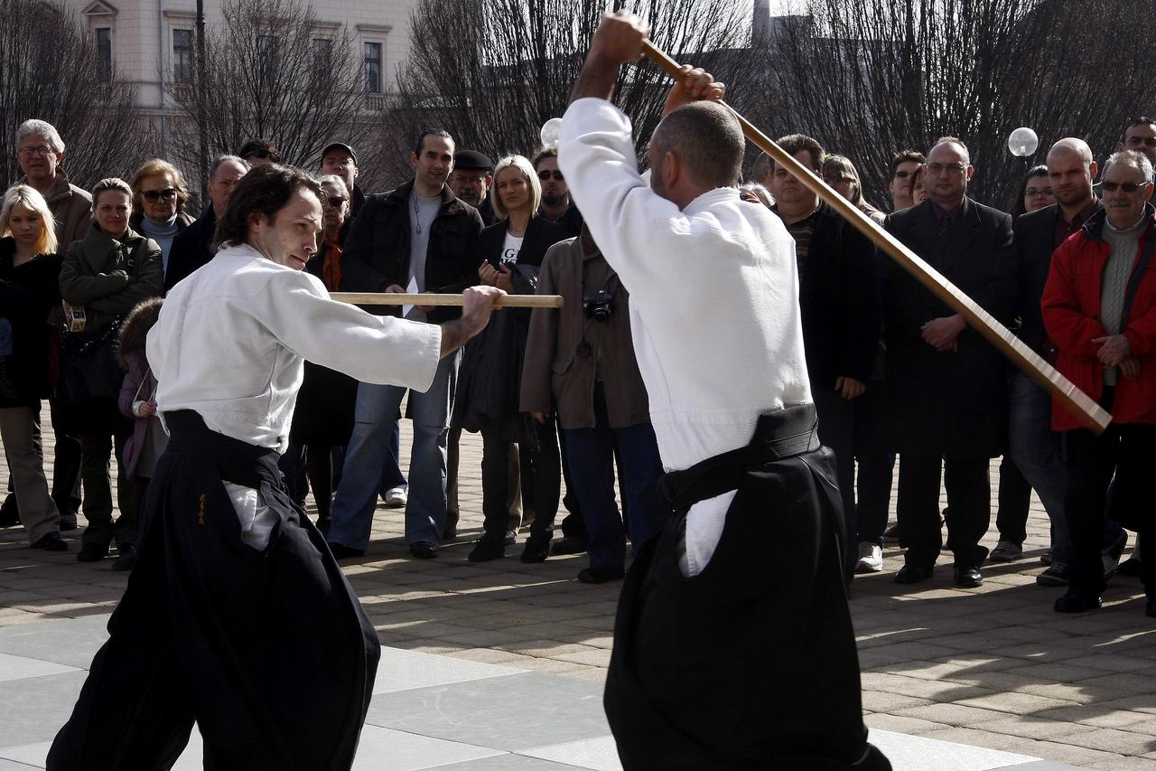 Zagreb: Prezentacija borila?ke vještine Aikido na terasi hotela Esplanade