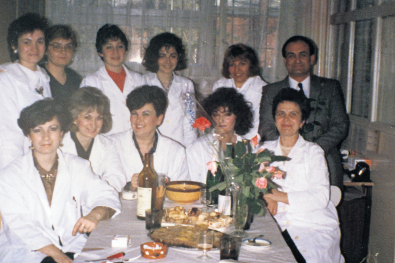 U kolovozu 1990. Radwan je u Vukovaru osnovao Medical Intertrade, veleprodaju lijekova, medicinskih proizvoda i opreme. Zatvorio ju je kad se zaratilo, a zalihe je donirao vukovarskoj bolnici
