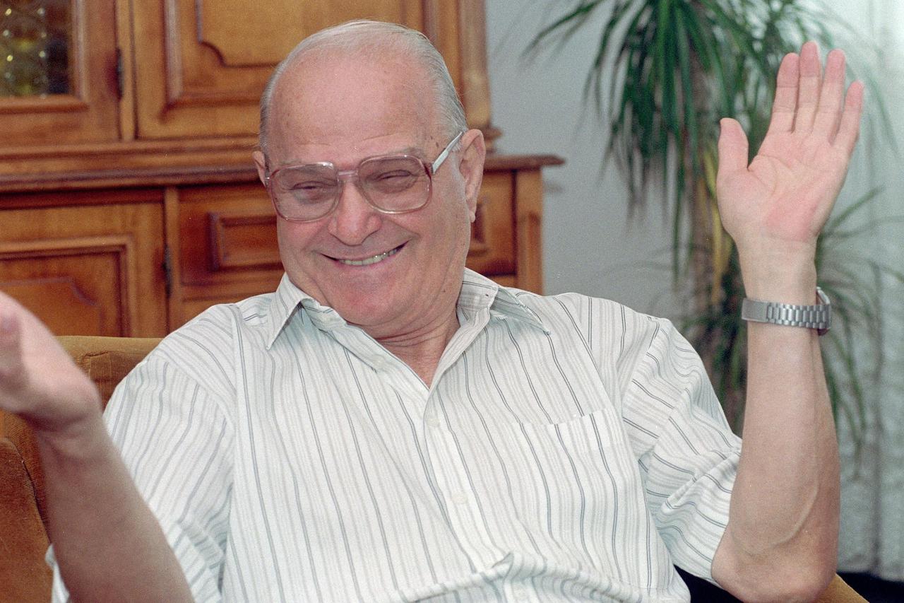 Stjepan Bobek