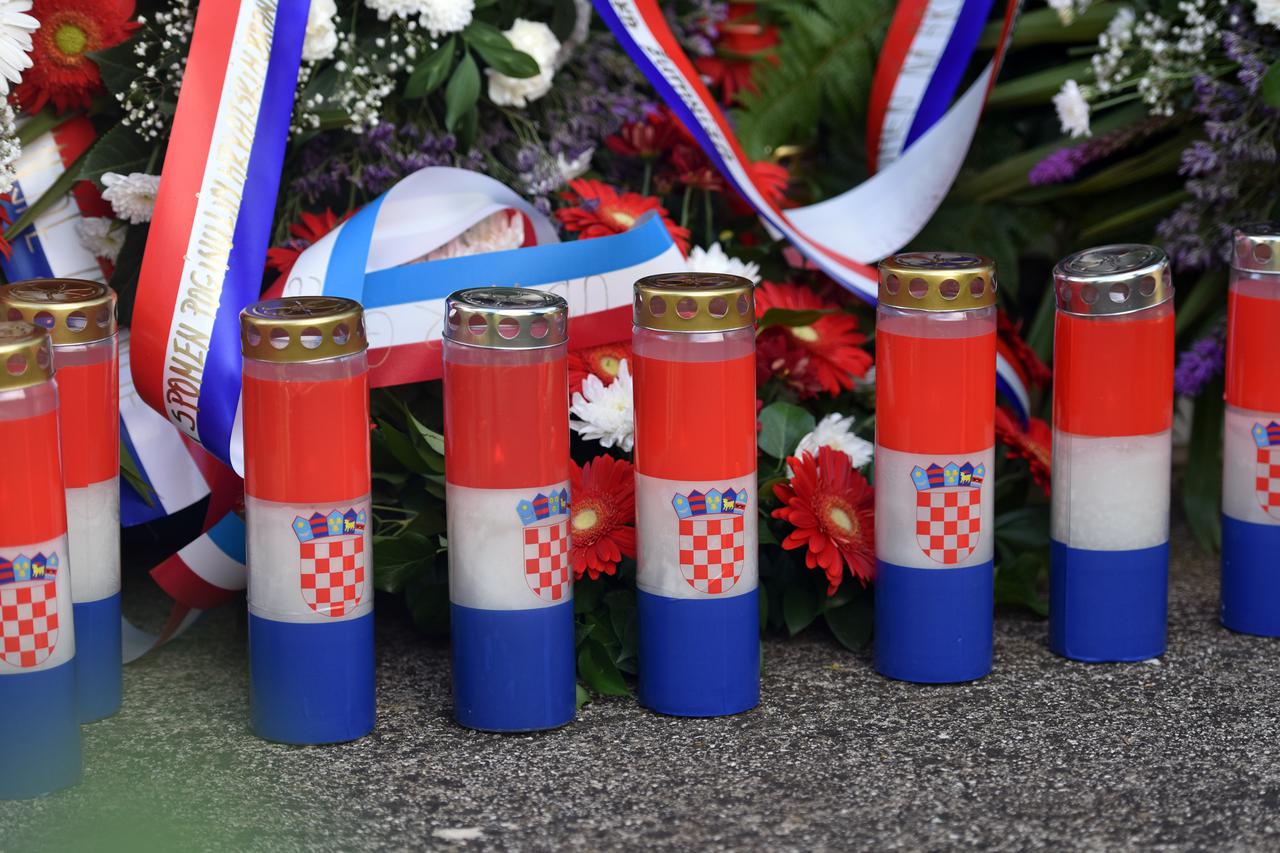 vijenac, svijeće
