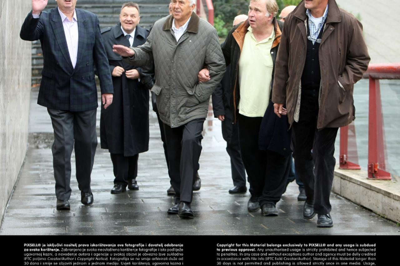 '06.10.2013., Zagreb - U trofejnoj dvorani bazena Mladosti okupili su se osvajaci zlatne olimpijske medalje u vaterpolu u Meksiku 1968. Ronald Lopatny, Uros Marovic, Ivo Trumbic, Djordje Perisic.  Pho