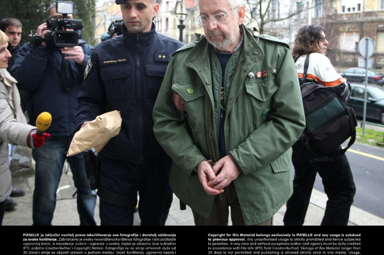 '06.04.2013., Osijek - Privodjenje na Opcinski sud profesora i asistenata s Ekonomskog fakulteta zbog optuzbe da su naplacivali prolazne ocjene. Goran Marijanovic. Photo: Davor Javorovic/PIXSELL'