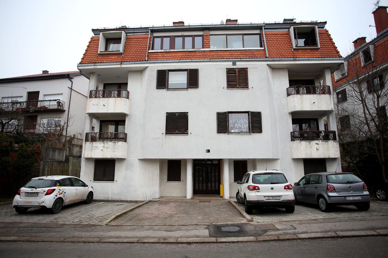 23.12.2016., Zagreb, Tucanova 3 - Zgrada u kojoj se nalazi gradski stan koji se prodaje na javnoj drazbi. Photo: Igor Kralj/PIXSELL