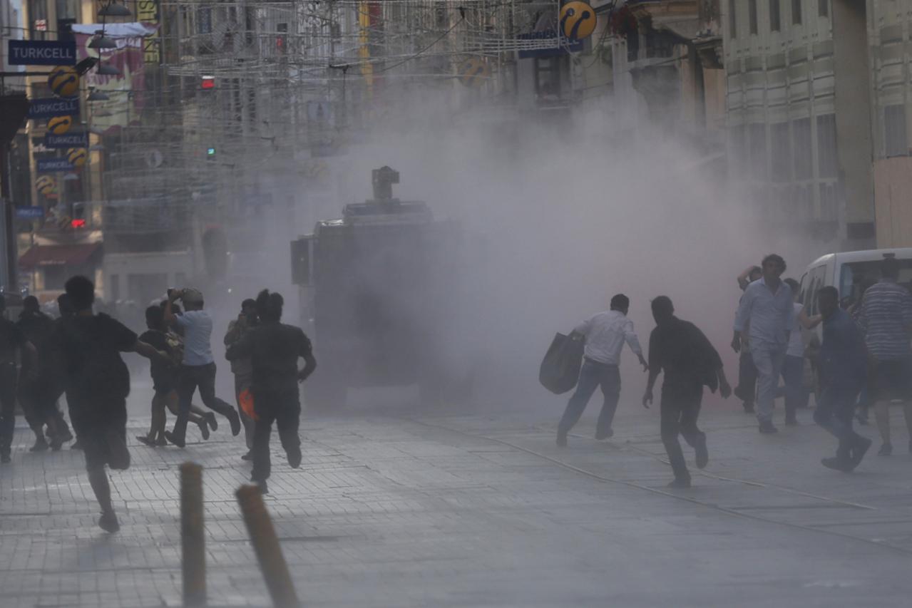 Istanbul prosvjedi (1)