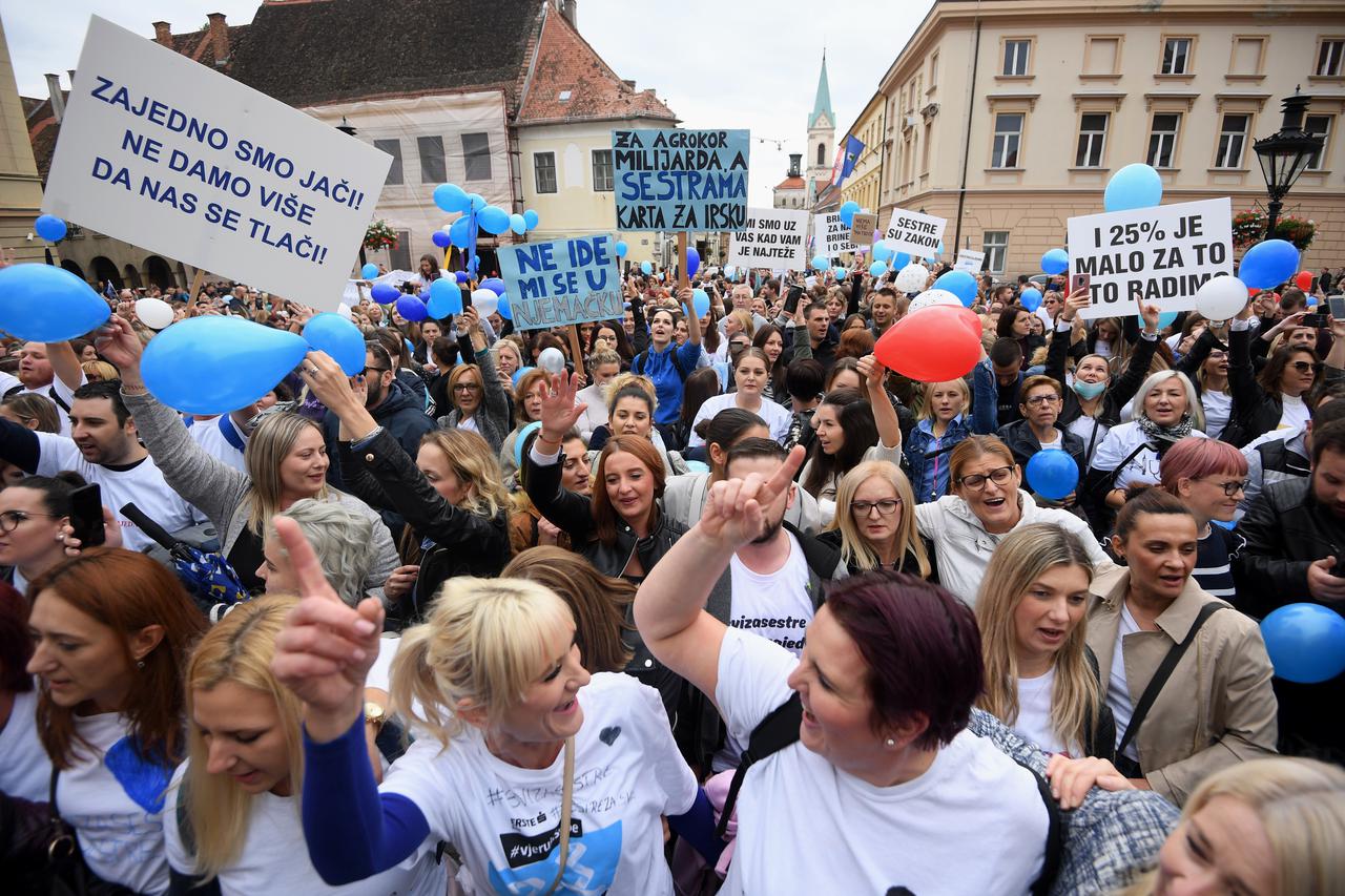 Zagreb: Medicinske sestre stigle na Markov trg, prosvjedu se priključili i neki političari