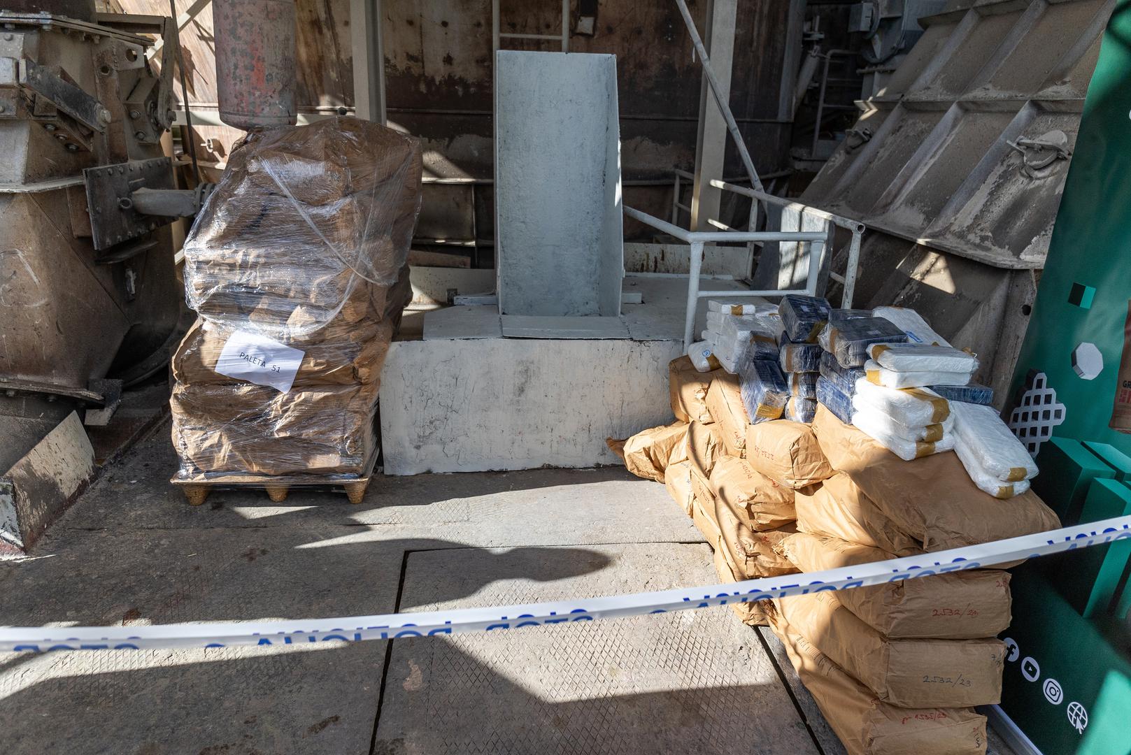 Samo bi uporaba 244 kilograma heroina dovela do gubitka minimalno 100 života. Ove godine u prvih devet mjeseci procesuirali smo i prijavili 1919 kaznenih djela zlouporabe droga, što je prosječno osam djela dnevno, te 868 počinitelja, kazao je Milina.