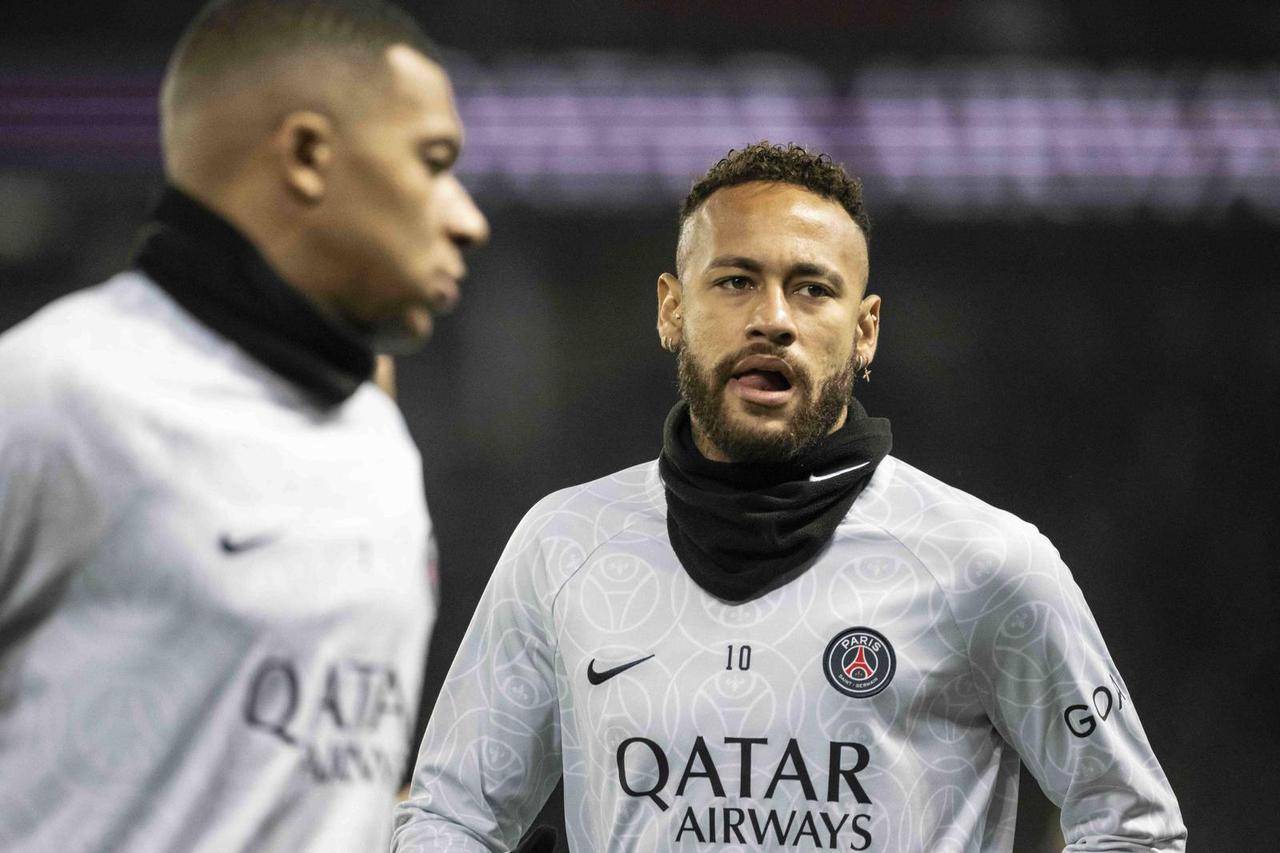 Jedanaestercem u 96. minuti nogometaši PSG-a svladali Strasbourg 2-1