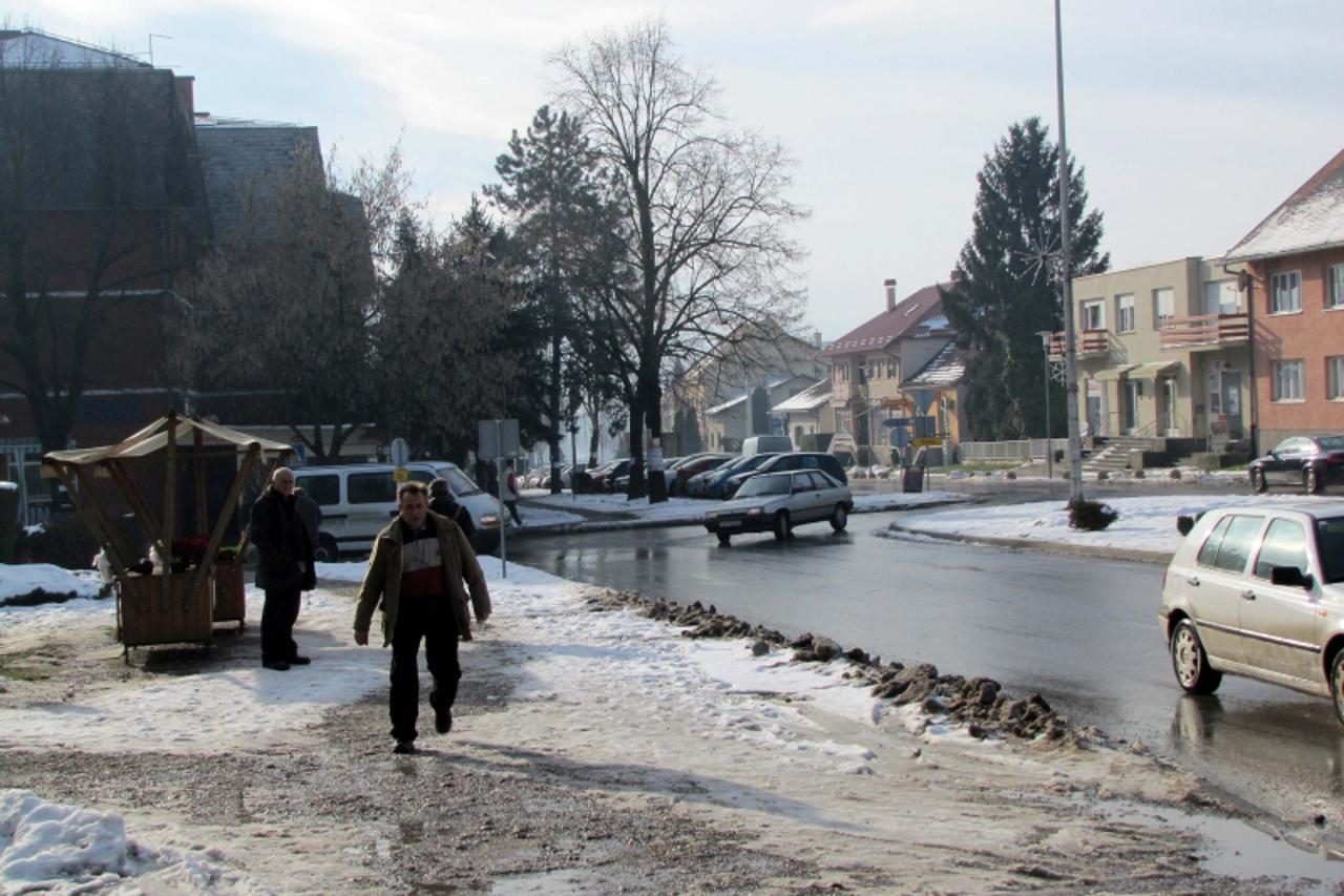 \'                               \'