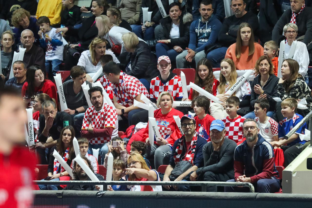Pula: Prijateljska rukometna utakmica između Hrvatske i Italije