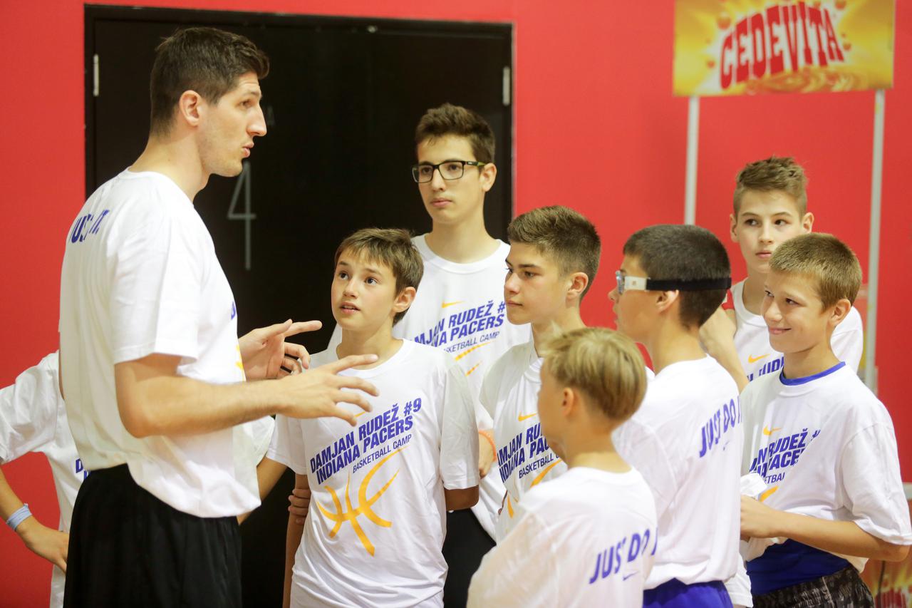 19.06.2015., Zagreb - Damjan Rudez organizirao NBA kosarkaski kamp za djecu u kosarkaskom centru Cedevite.  Photo: Grgur Zucko/PIXSELL