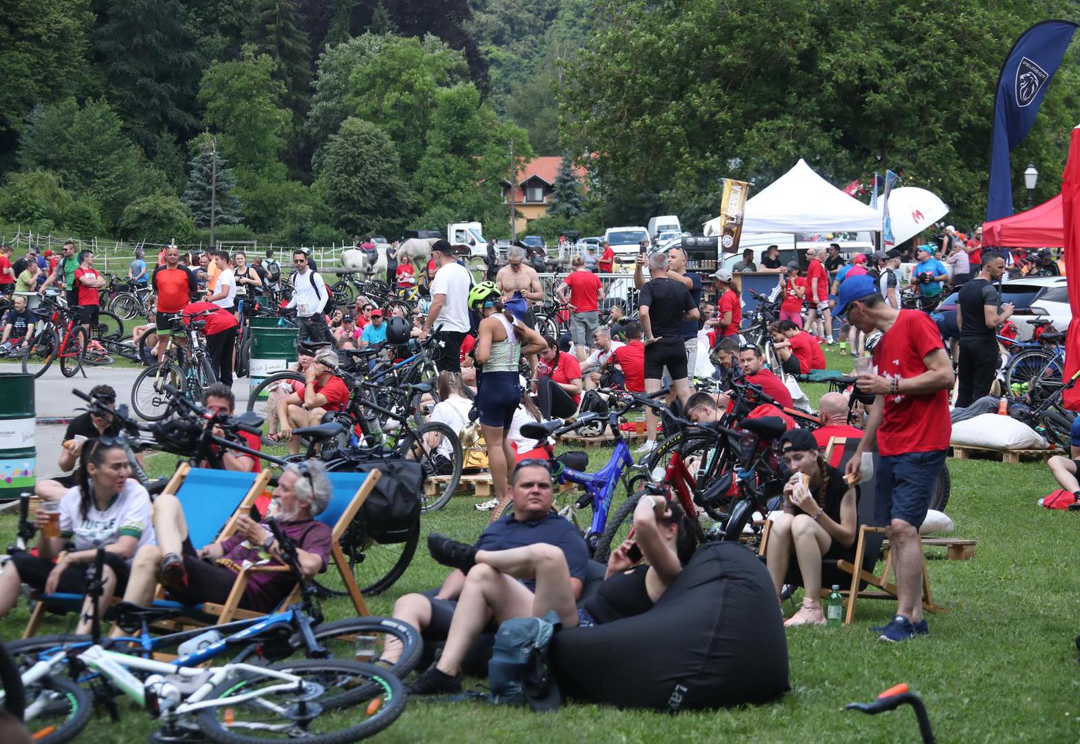 11.06.2022.,Zagreb - Na Trgu dr. Franje Tudjmana startala jubilarna 40. Vecernjakova biciklijada Photo: Sanjin Strukic/PIXSELL
