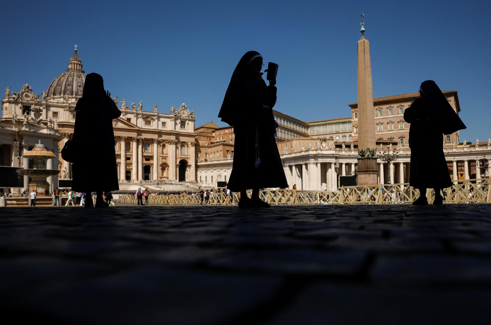 Katolički vjernici opraštaju se od voljenog pape Franje koji je preminuo jučer u 89. godini