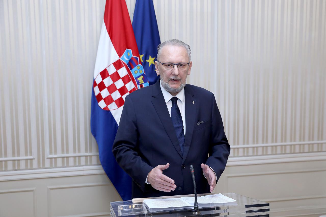 Zagreb: Ministar unutarnjih poslova Davor Božinović komentirao događanja u Splitu