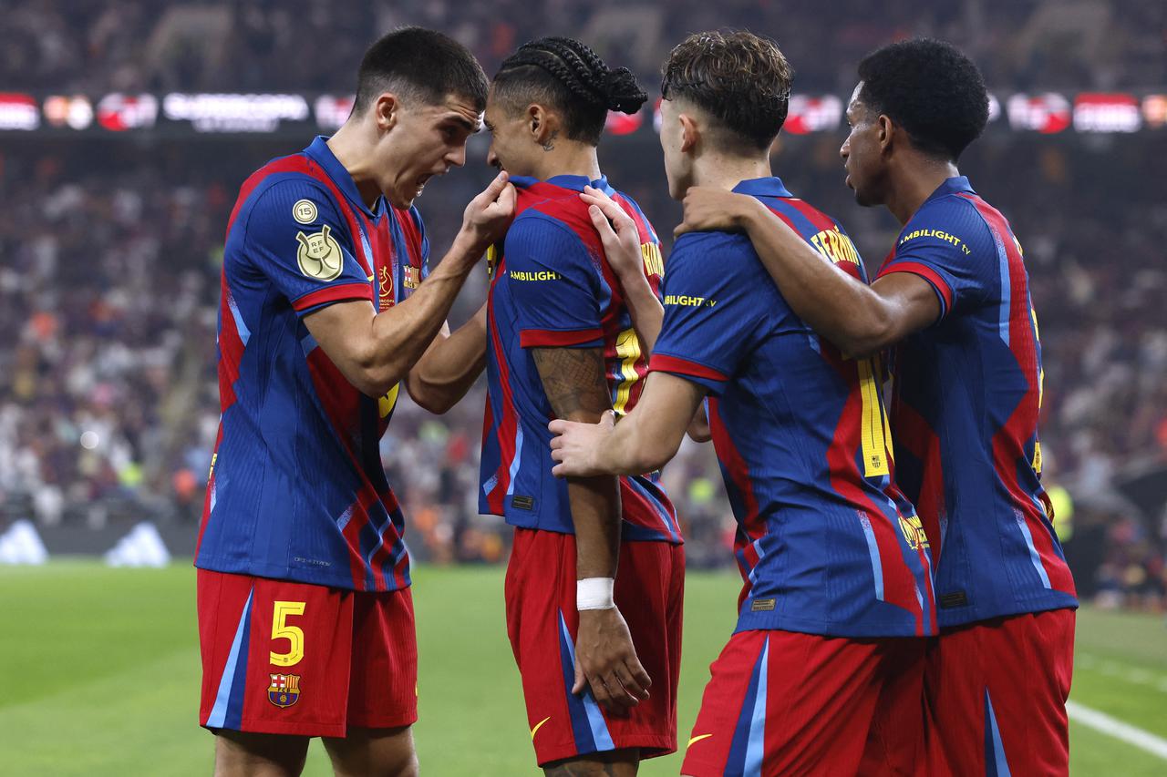 Spanish Super Cup - Final - FC Barcelona v Real Madrid