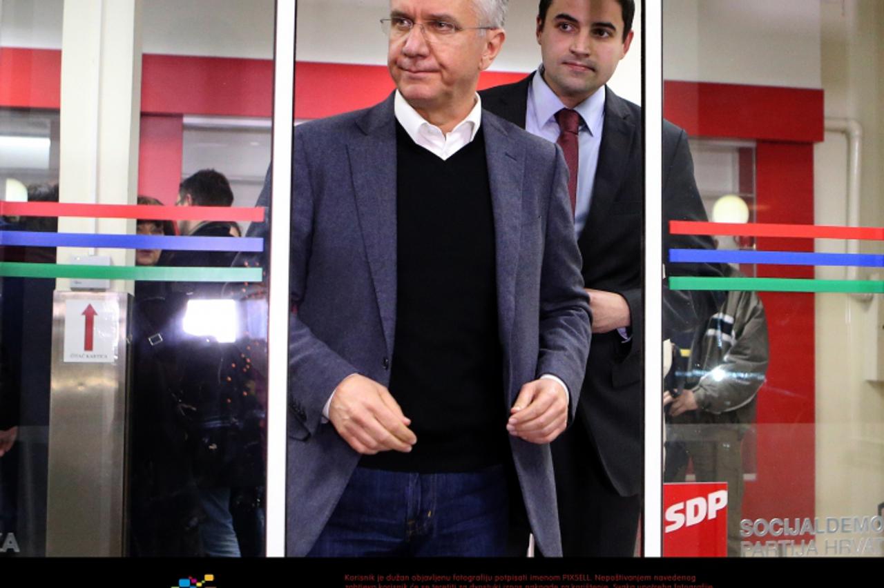 '28.12.2012., Iblerov trg 9, Zagreb - Jednoglasnom odlukom Gradski odbor SDP-a potvrdio je odluku Predsjednistva stranke i za svog kandidata za gradonacelnika Grada Zagreba predlozilo aktualnog minist