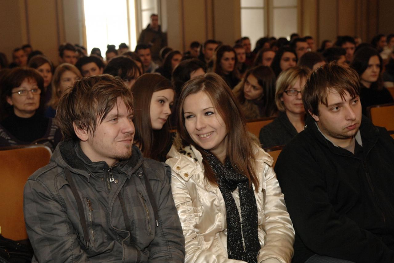 '27.11.2010., Varazdin- Gradonacelnik Cehok podijelio 202 stipendije. Photo: Vjeran Zganec Rogulja/PIXSELL'
