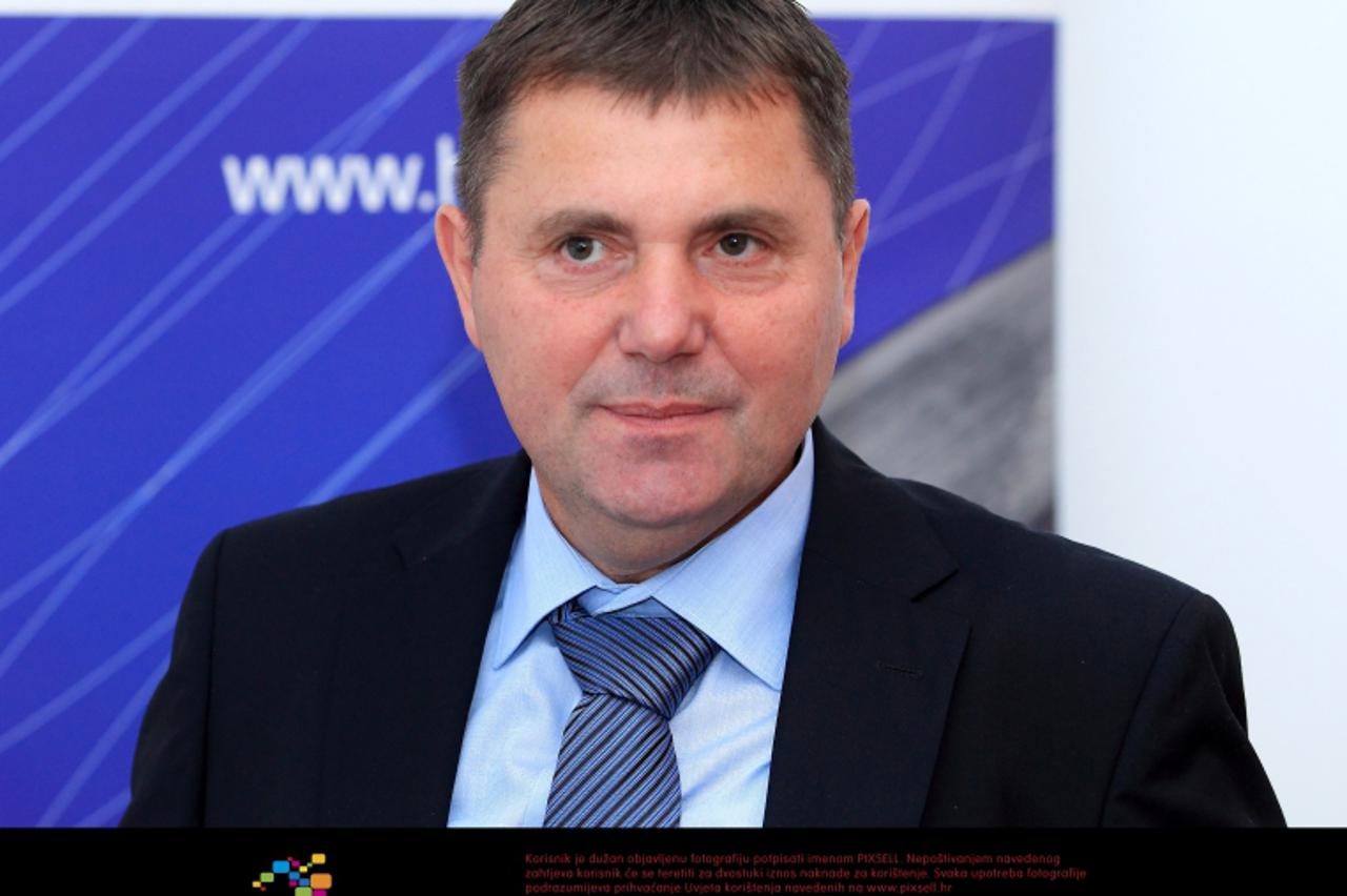 '25.10.2011., Pavla Hatza, Zagreb - U prostorijama Hrvatske Udruge Poslodavaca odrzana je konferencija za novinare na temu HUP-ova ekonomska usporedna metrika izbornih programa Kukuriku koalicije i HD