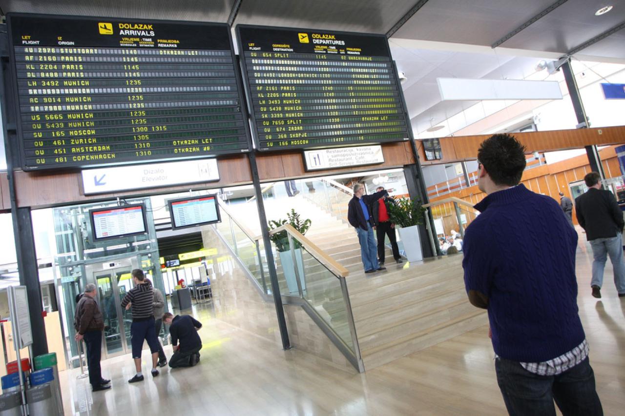vulkan, zagreb, aerodrom (1)