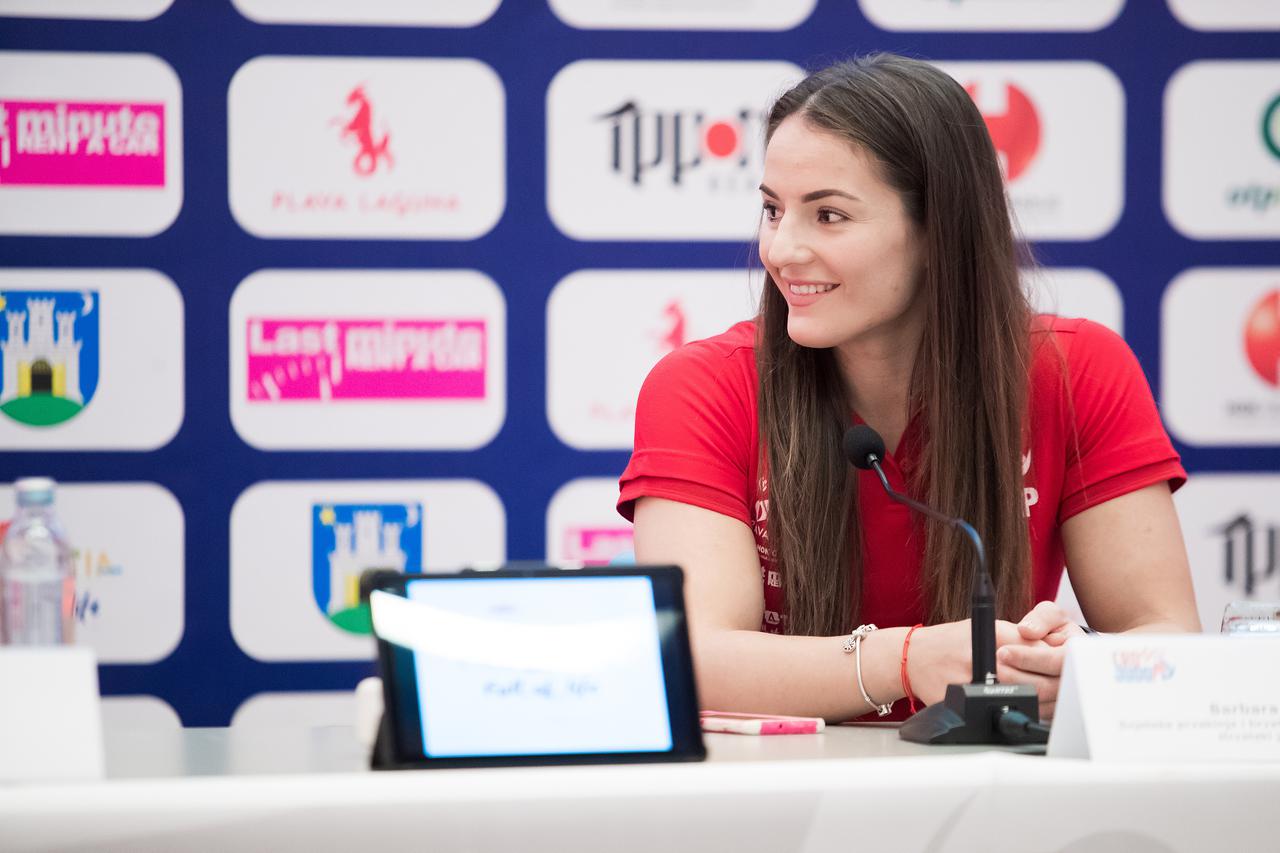 Konferencija za medije Barbare Matić i Karle Prodan