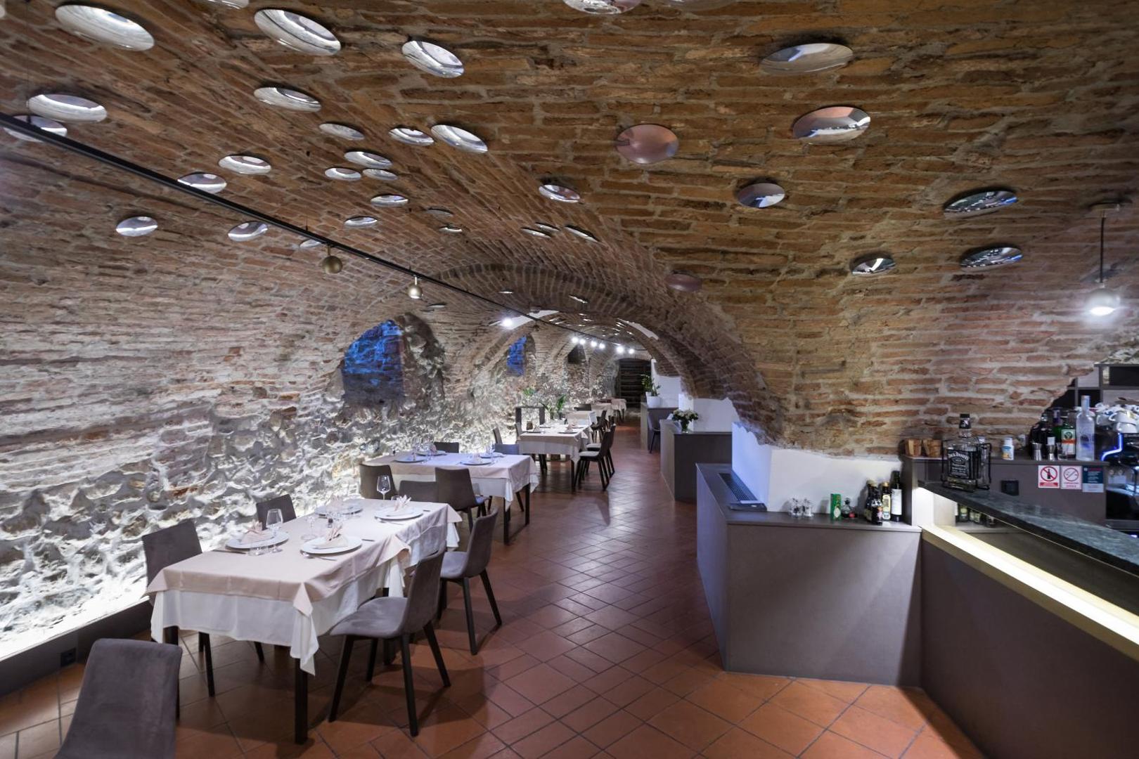 22.07.2020., Zagreb - Restoran Stara Vura u Opatickoj ulici. 
Photo: Tomislav Miletic/PIXSELL