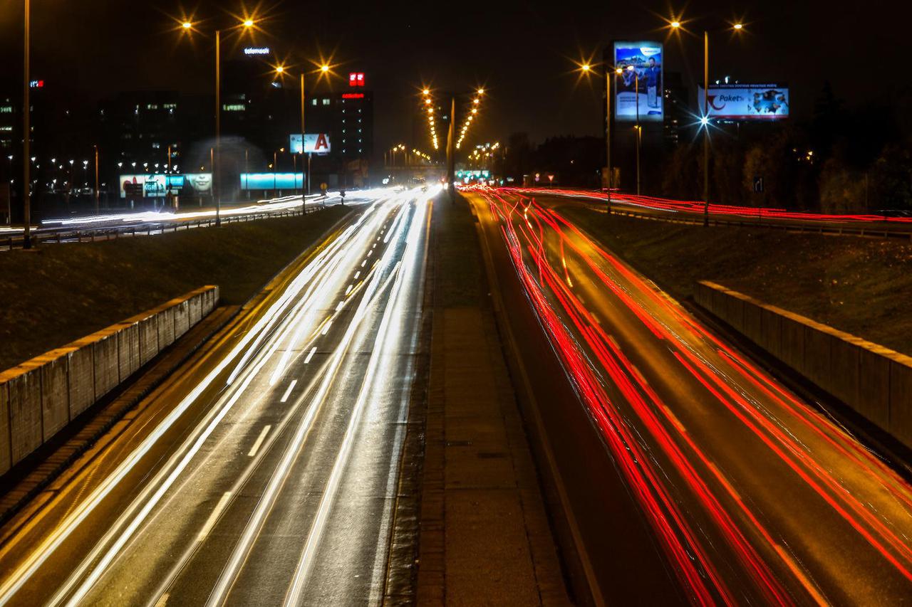 Zagreb: Gužva noću na Slavonskoj aveniji