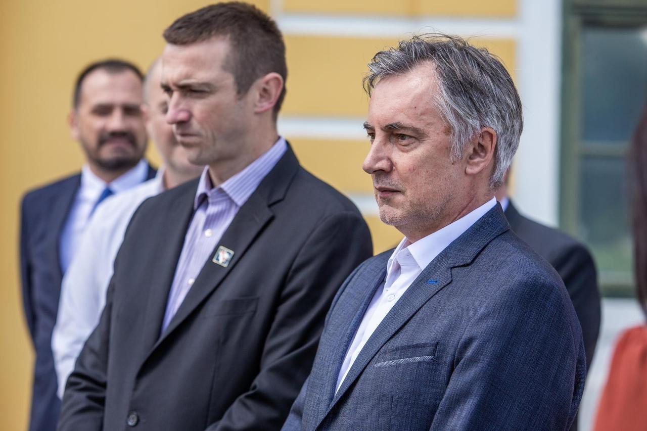 Miroslav Škoro i Ivan Penava u Vukovaru najavili kako zajedno izlaze na parlamentarne izbore
