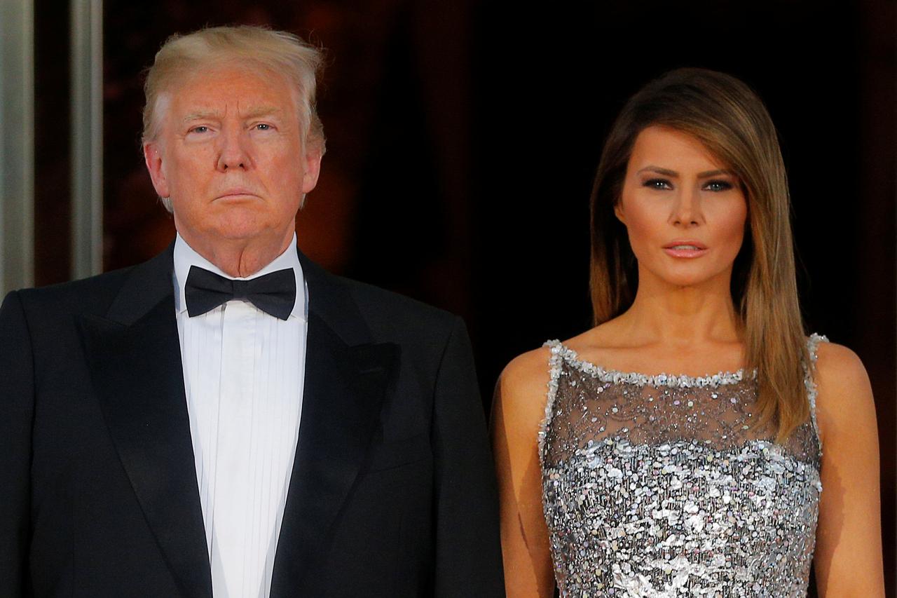 Melania Trump i Brigitte Macron na državnoj večeri