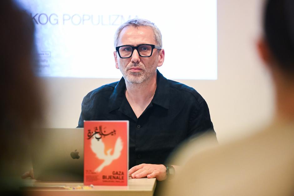 Oliver Frljić