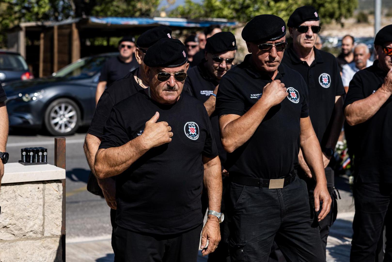 Među okupljenima je bio i Marko Skejo s pripadnicima IX. bojne HOS-a "Rafael Boban".