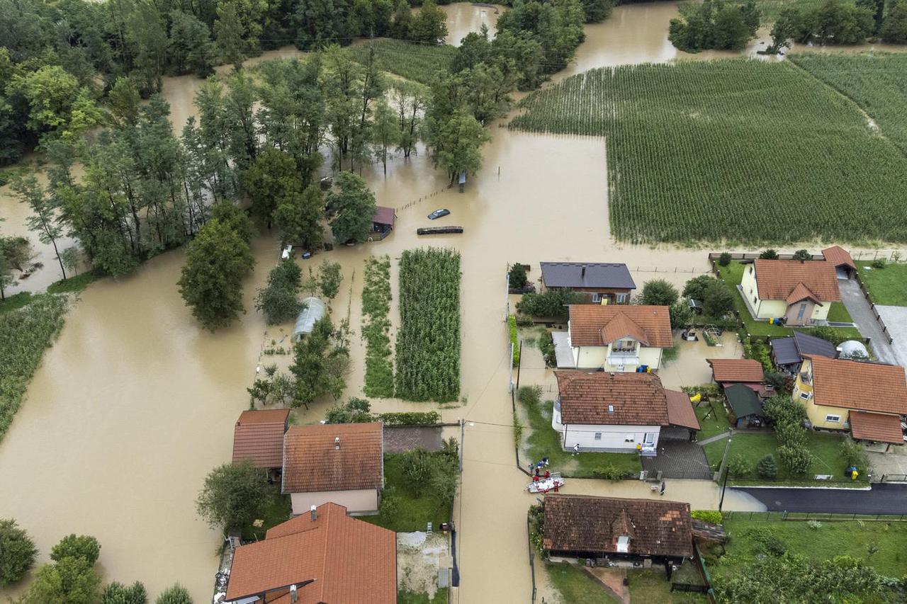 Mursko Središće: Poplavljene kuće u Murskoj ulici