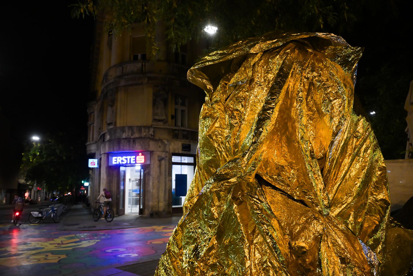 Na sam rođendan znanstvenika, 10. srpnja položit će se cvijeće kod njegova spomenika u Zagrebu uz prigodni program, glazbene nastupe i performans "Tesline tri golubice", kada će biti dodijeljene i nagrade mladim kreativcima.